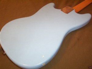 dos guitare électrique Fender Mustang 1964
